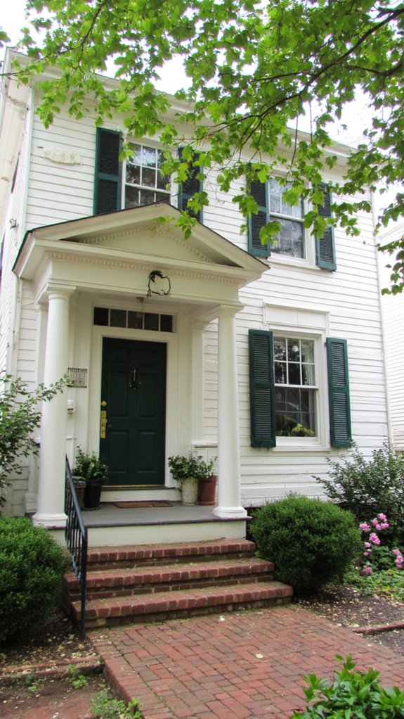 bold two tone shutter designs