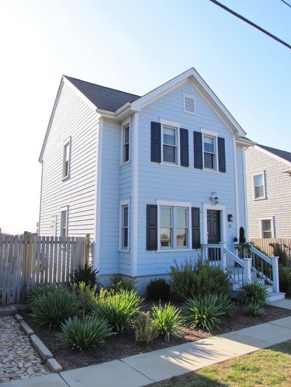 calming ocean blue hues